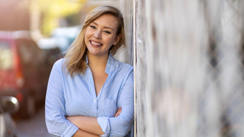 brisbane woman smiling